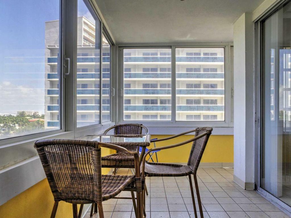 Oceanview On Sand Located In Ocean Manor Resort Fort Lauderdale Beach 2 Bed 2 Bath Spacious Corner Unit Partial Ocean View Exterior foto