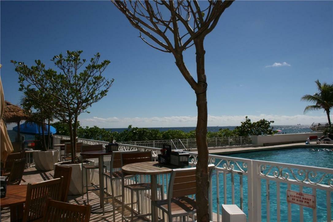 Oceanview On Sand Located In Ocean Manor Resort Fort Lauderdale Beach 2 Bed 2 Bath Spacious Corner Unit Partial Ocean View Exterior foto